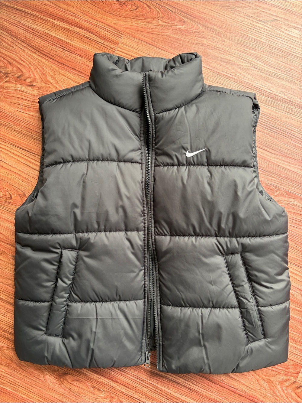 Nike Black Quilted Puffer Vest - NEW